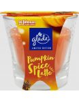 Glade Pumpkin Spice Latte vonná sviečka v skle 112g